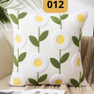 01-12.png Funda de cojines bordados Lucia