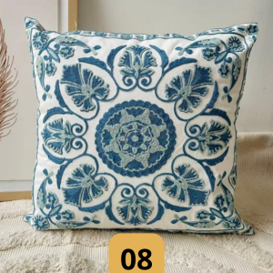 01-8.png Funda de cojines bordados Lucia