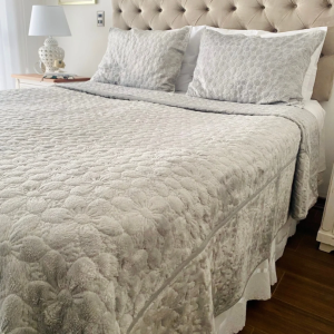 Cubrecama de microplush reversible