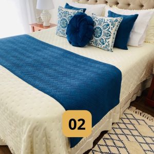 5909968B-664B-4E1B-8563-3C4CF6BAEE99.jpg Set en tono azul marsella