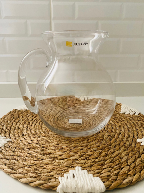 A3CC5FB4-4C04-4880-A6D9-2CC91FCF9E25.png Jarra de vidrio