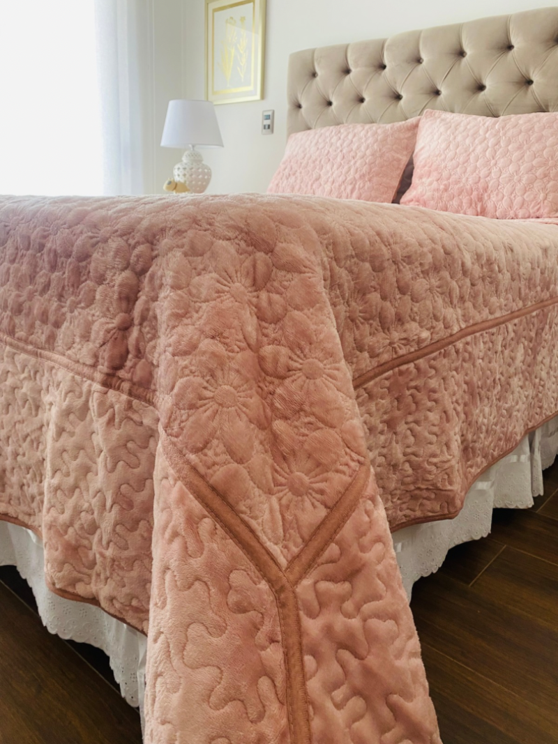 Cubrecama de microplush reversible