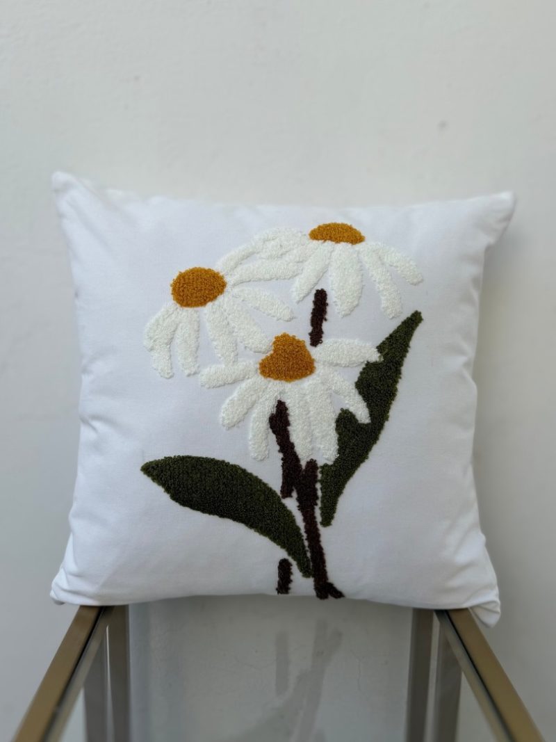 Sin-titulo-810-x-1080-px-8-2.jpeg Funda bordada Gaia