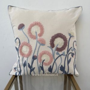 Sin-titulo-810-x-1080-px-9-1.jpg Funda bordada Garden