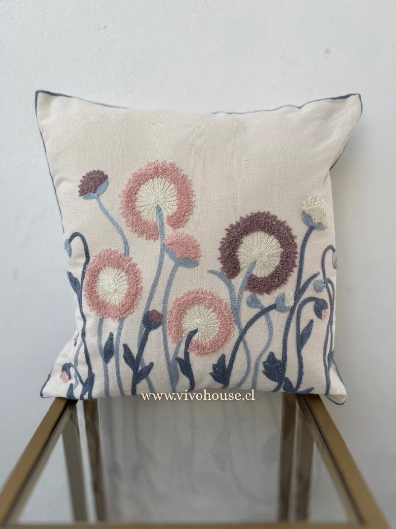 Sin-titulo-810-x-1080-px-9-1.jpg Funda bordada Garden