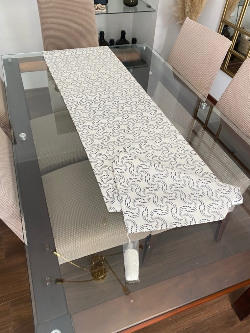 Caminos de mesa diseños abstractos