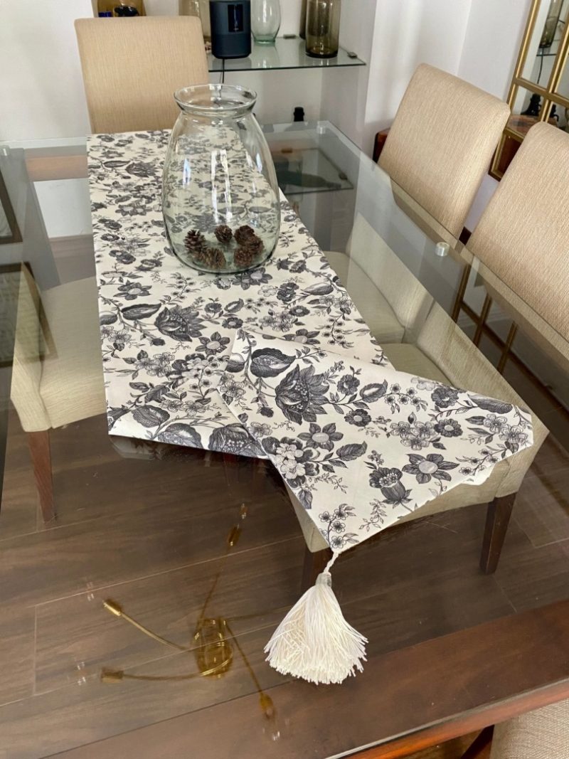 Caminos de mesa Florales